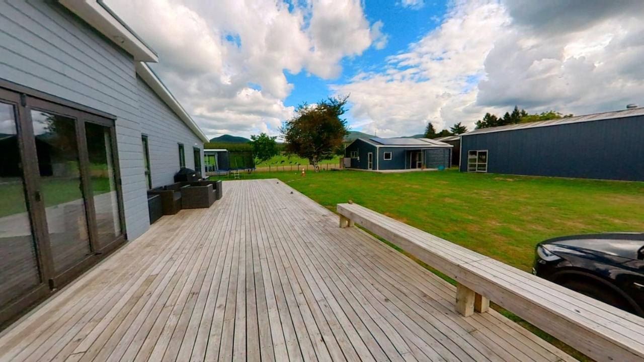 Full Holiday Home To Yourself, Up To 21 Guests Atiamuri Exteriér fotografie